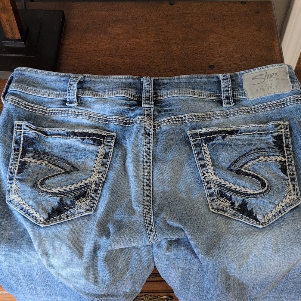 Silver Jeans Suki Capri Light Blue Cropped Ankle Jeans Sz 34x22 1/2 - Picture 8 of 10